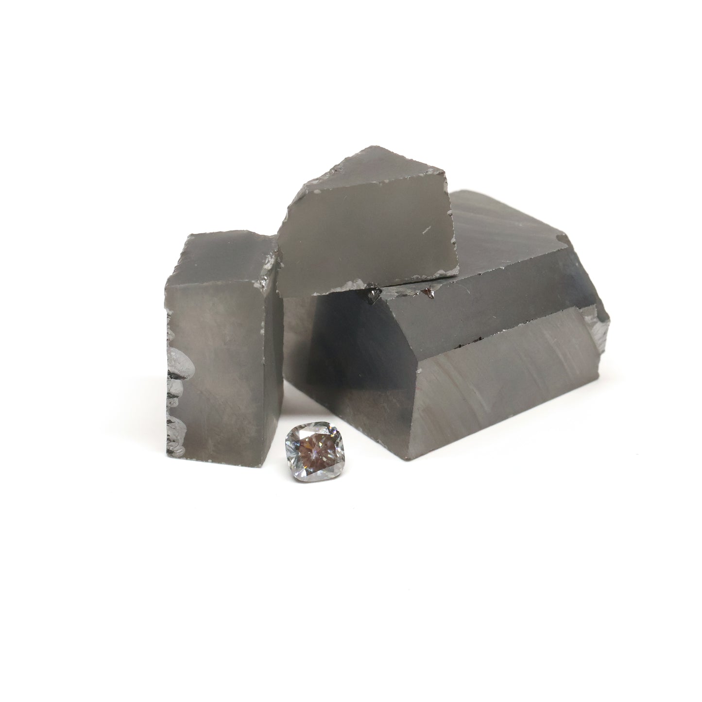 Grey Moissanite - Grade A - Faceting Rough
