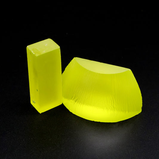 GAGG Lumogarnet Rough – Neon Yellow Fluorescent Crystal with Afterglow