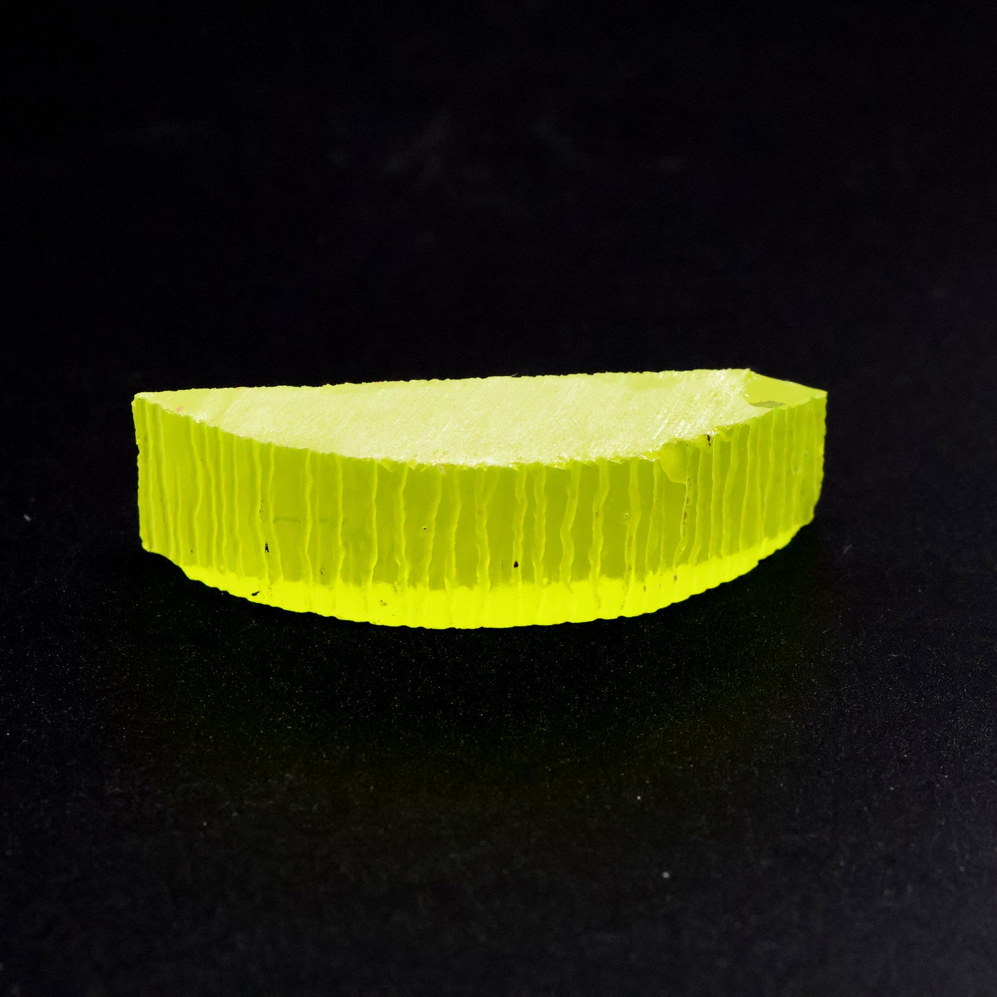 GAGG Lumogarnet Rough β Neon Yellow Fluorescent Crystal with Afterglow