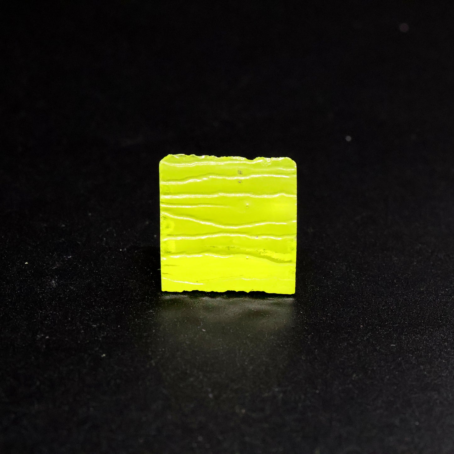 GAGG Lumogarnet Rough β Neon Yellow Fluorescent Crystal with Afterglow