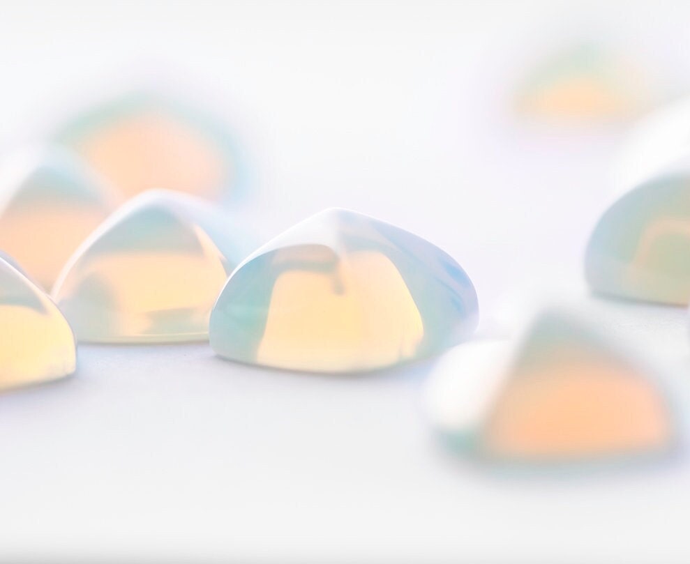 White Opal Nanosital Synthetic Lab Created Faceting Rough for Gem Cutting - #001 - Various Sizes