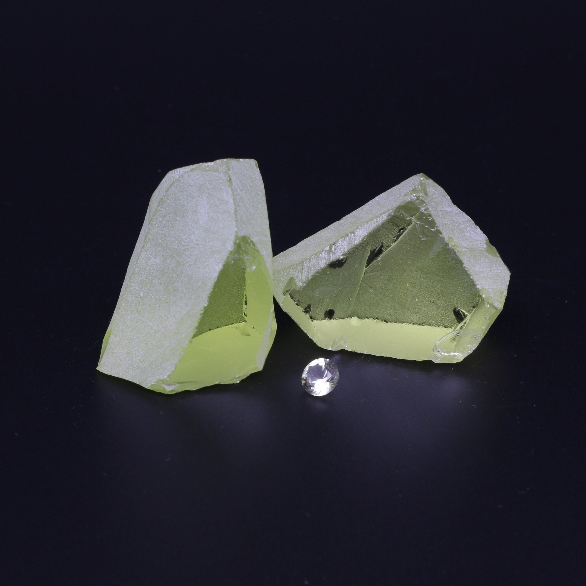 UV Reactive Nanosital #E-274 Synthetic Lab Created Faceting Rough for Gem Cutting - Various Sizes