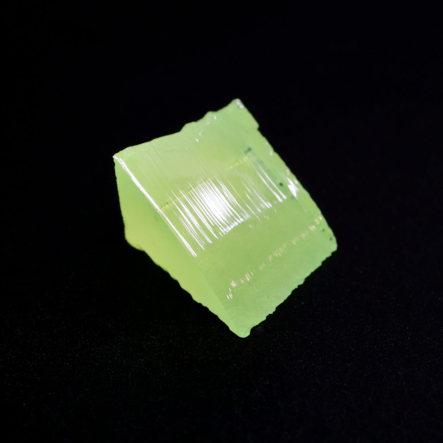 Lab-Grown LuAG Garnet – Intense UV Reactive Gemstone Rough