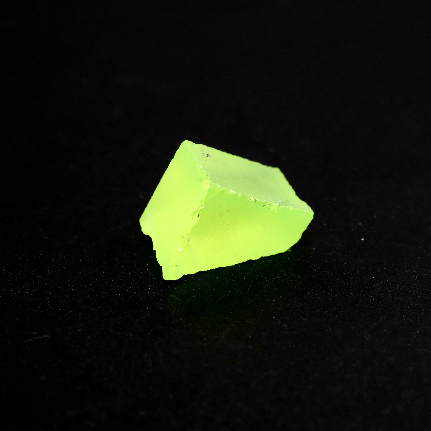 Lab-Grown LuAG Garnet – Intense UV Reactive Gemstone Rough