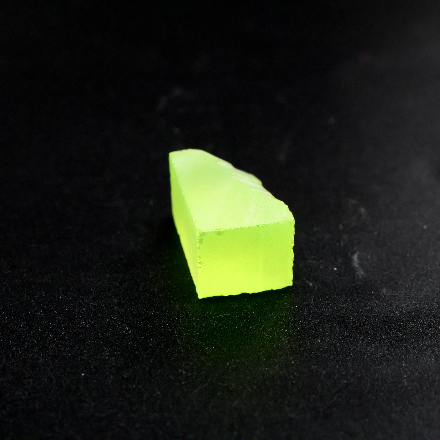 Lab-Grown LuAG Garnet – Intense UV Reactive Gemstone Rough