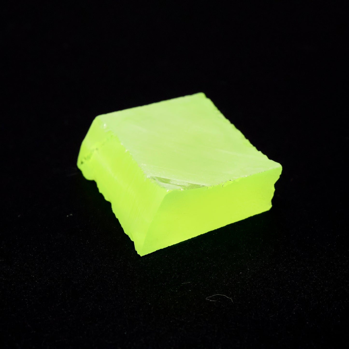 Lab-Grown LuAG Garnet – Intense UV Reactive Gemstone Rough