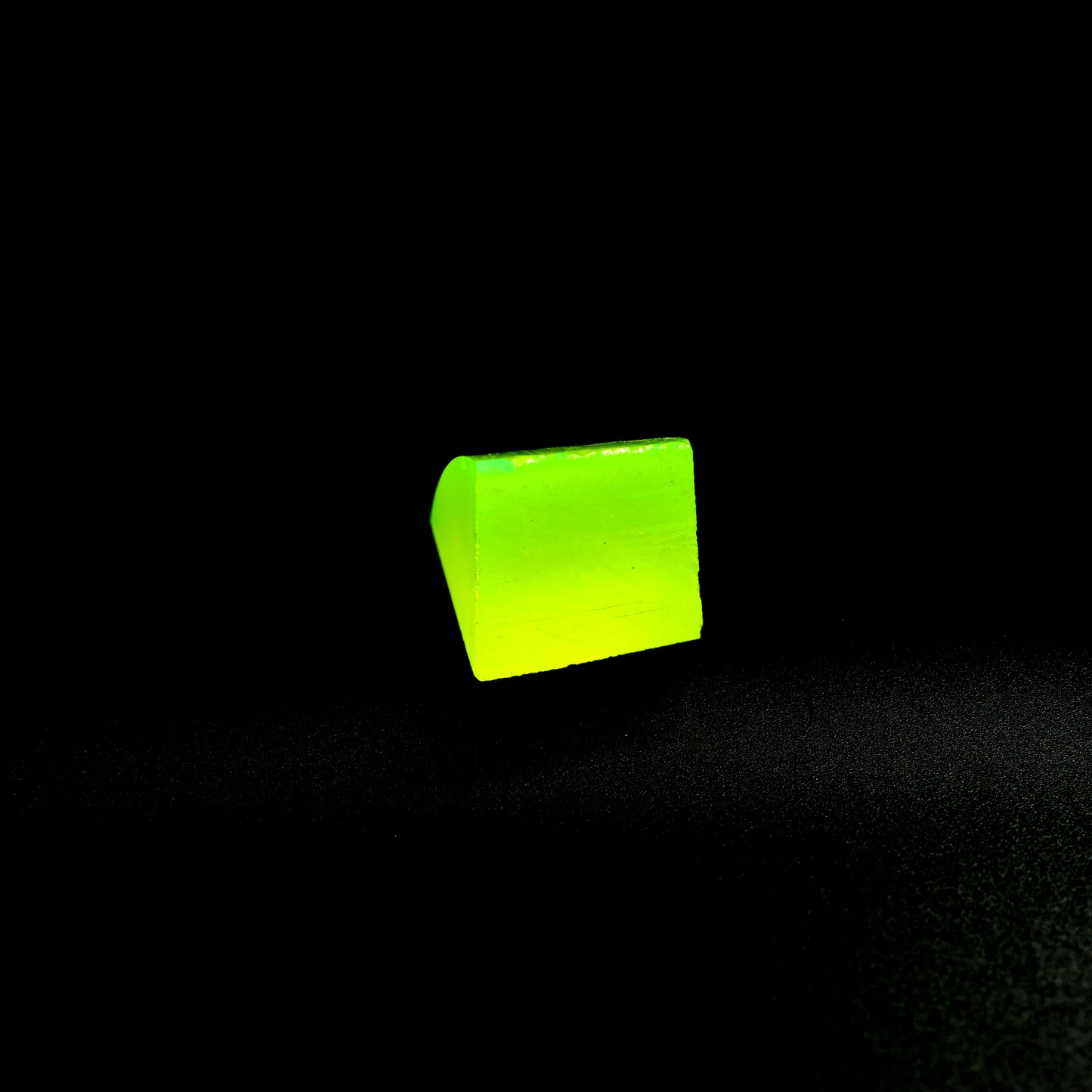 Lab-Grown LuAG Garnet – Intense UV Reactive Gemstone Rough