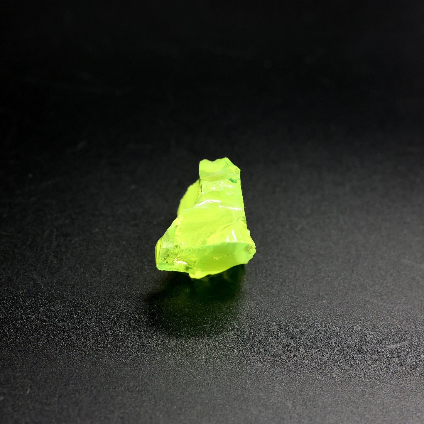 Lutetium Aluminum Garnet (LuAG) - Faceting Rough