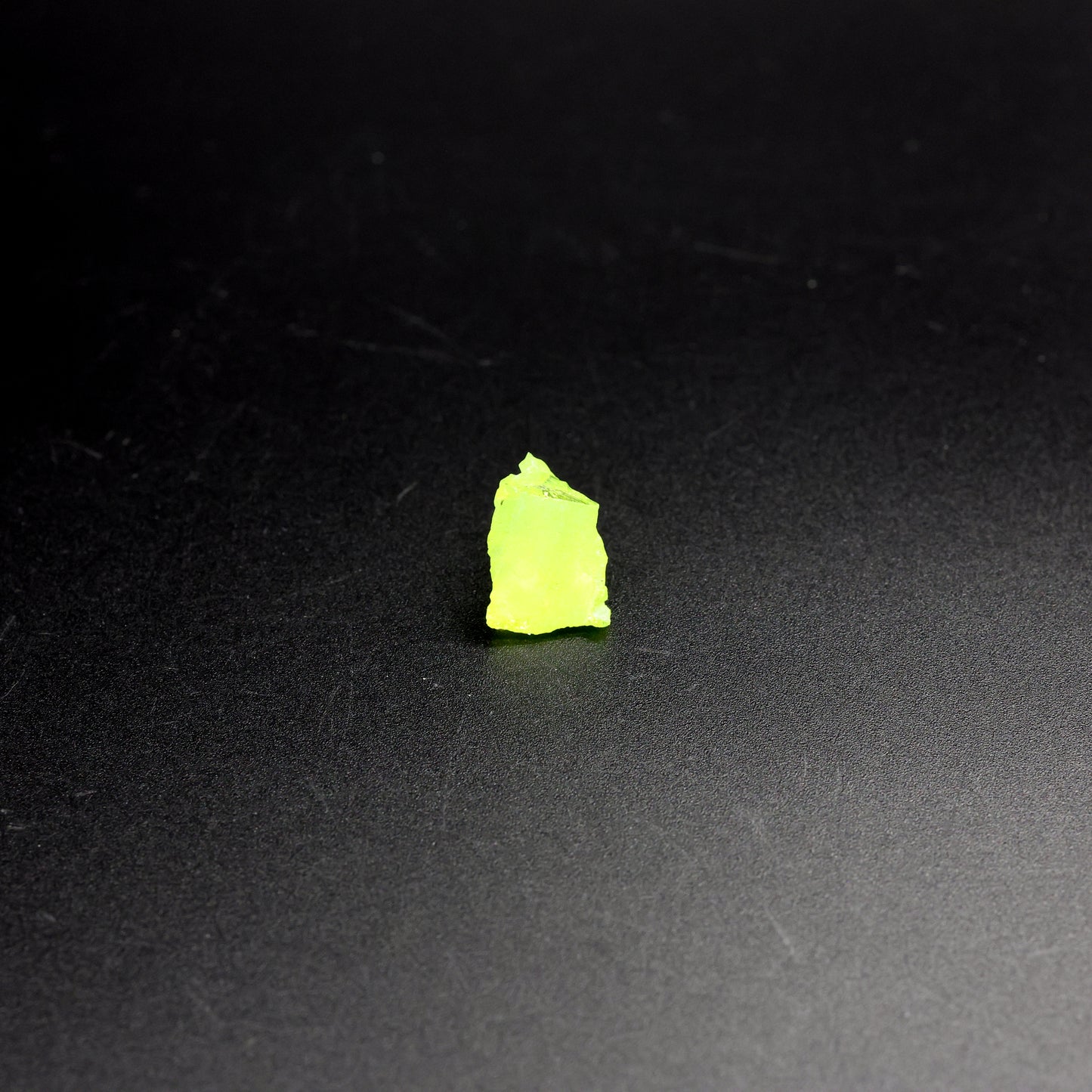 Lutetium Aluminum Garnet (LuAG) - Faceting Rough