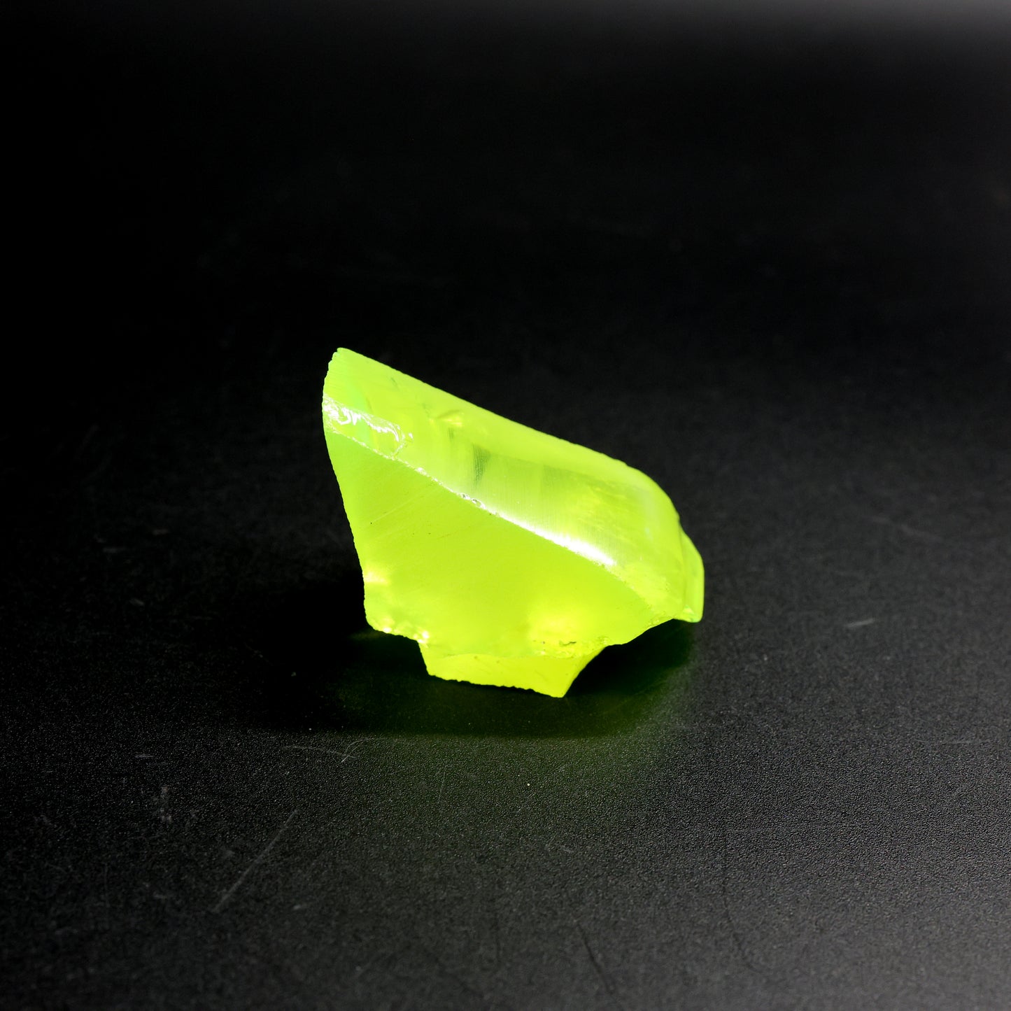 Lutetium Aluminum Garnet (LuAG) - Faceting Rough