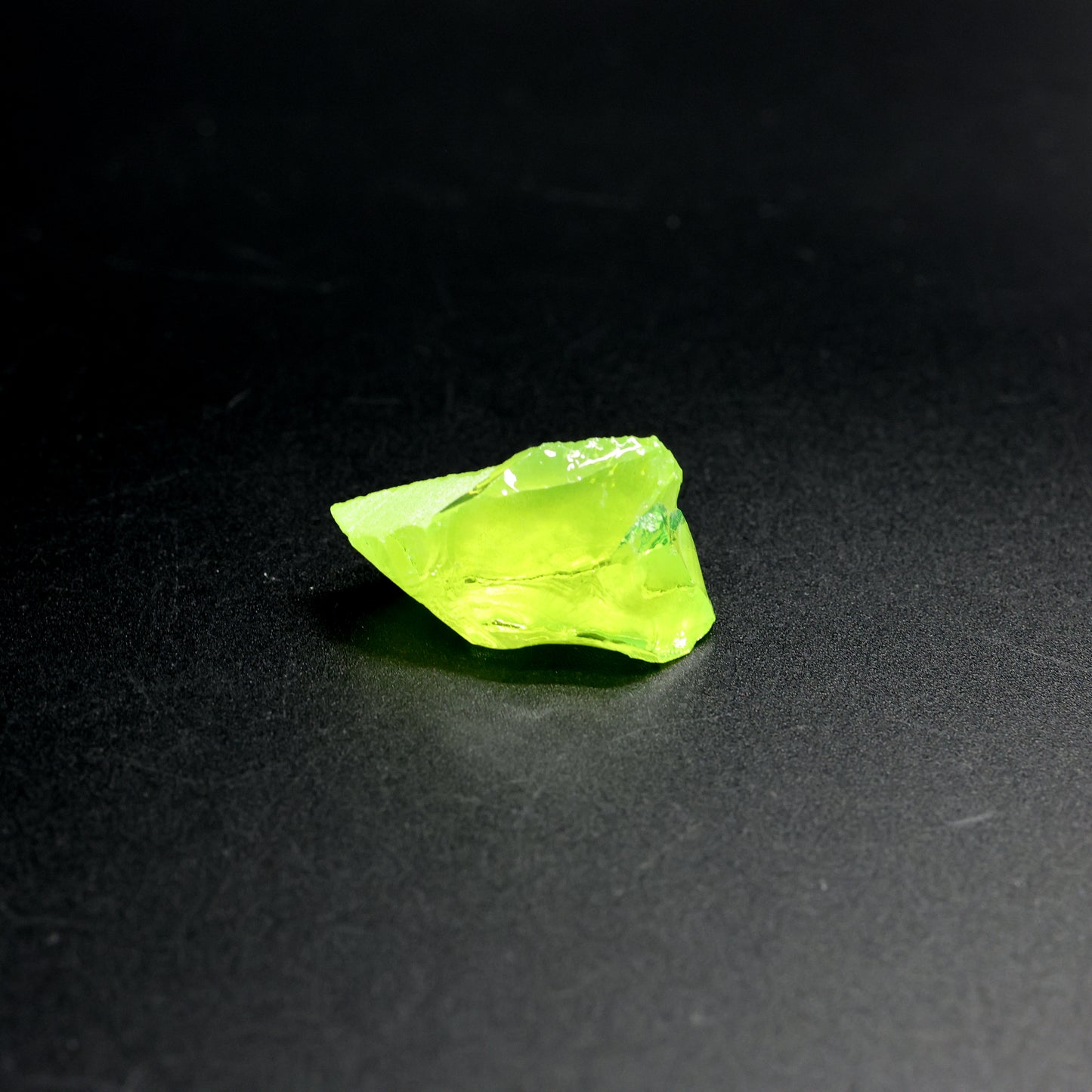 Lutetium Aluminum Garnet (LuAG) - Faceting Rough