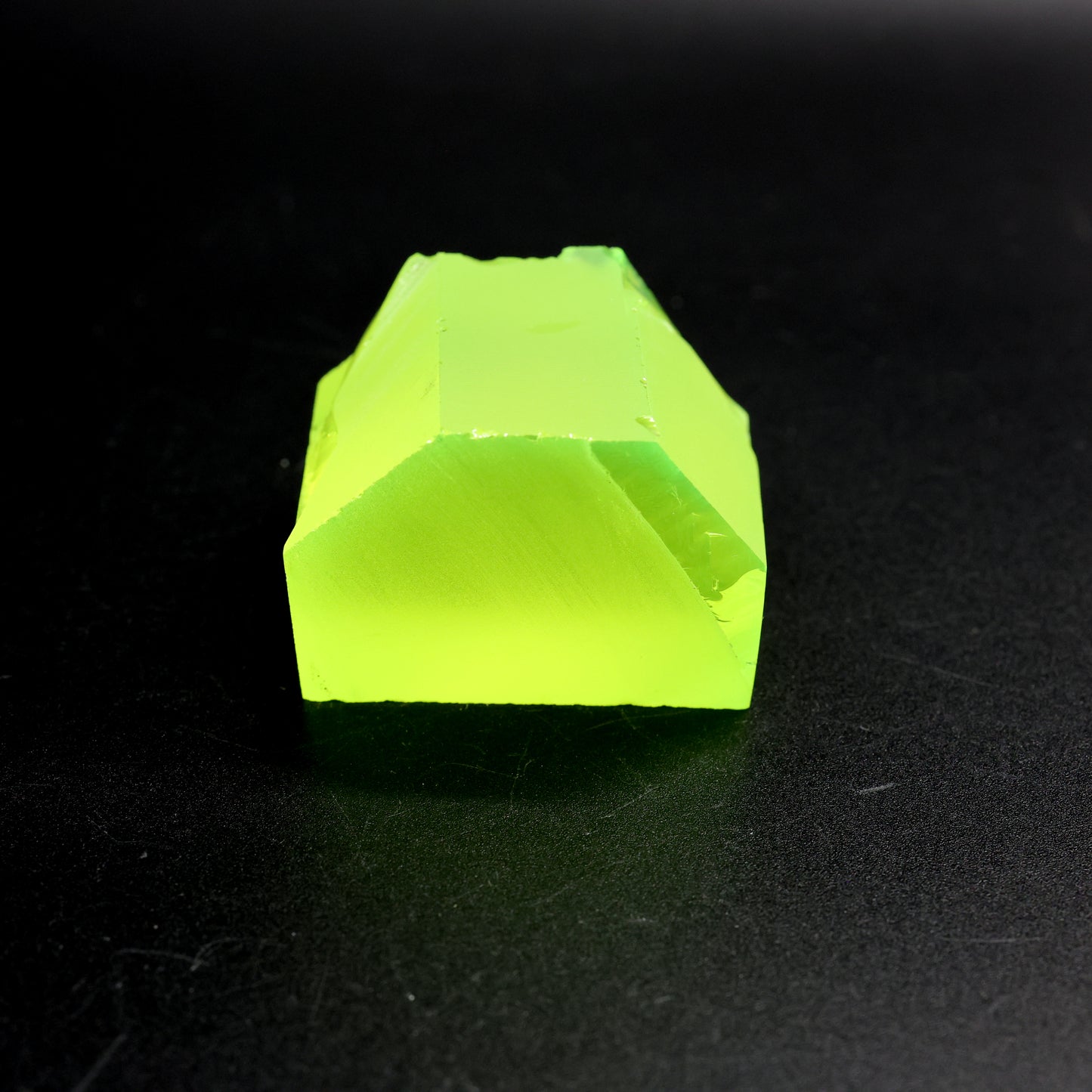 Lutetium Aluminum Garnet (LuAG) - Faceting Rough