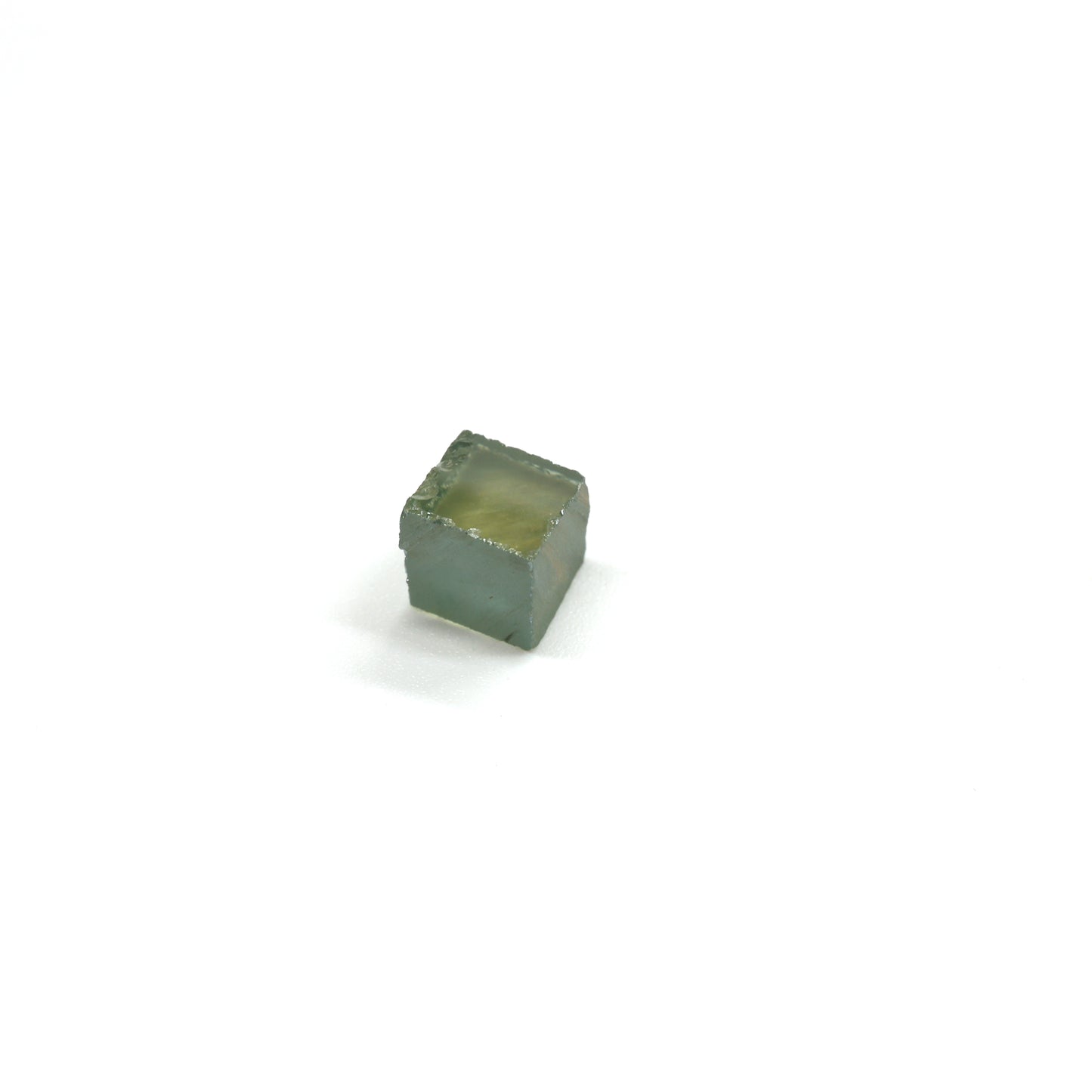 Cyan Moissanite - Grade A - Faceting Rough