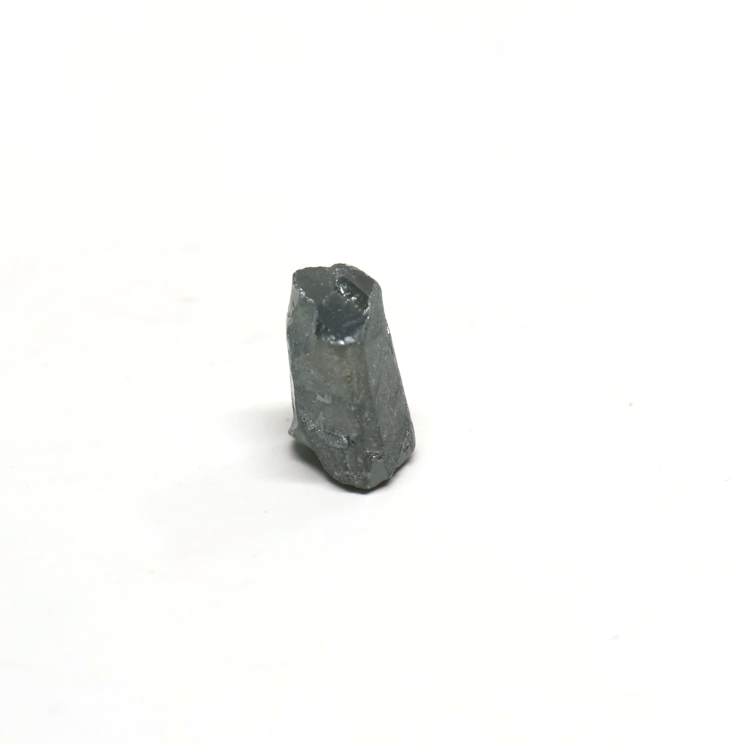 Blue Green Synthetic Rutile Grade A - Faceting Rough