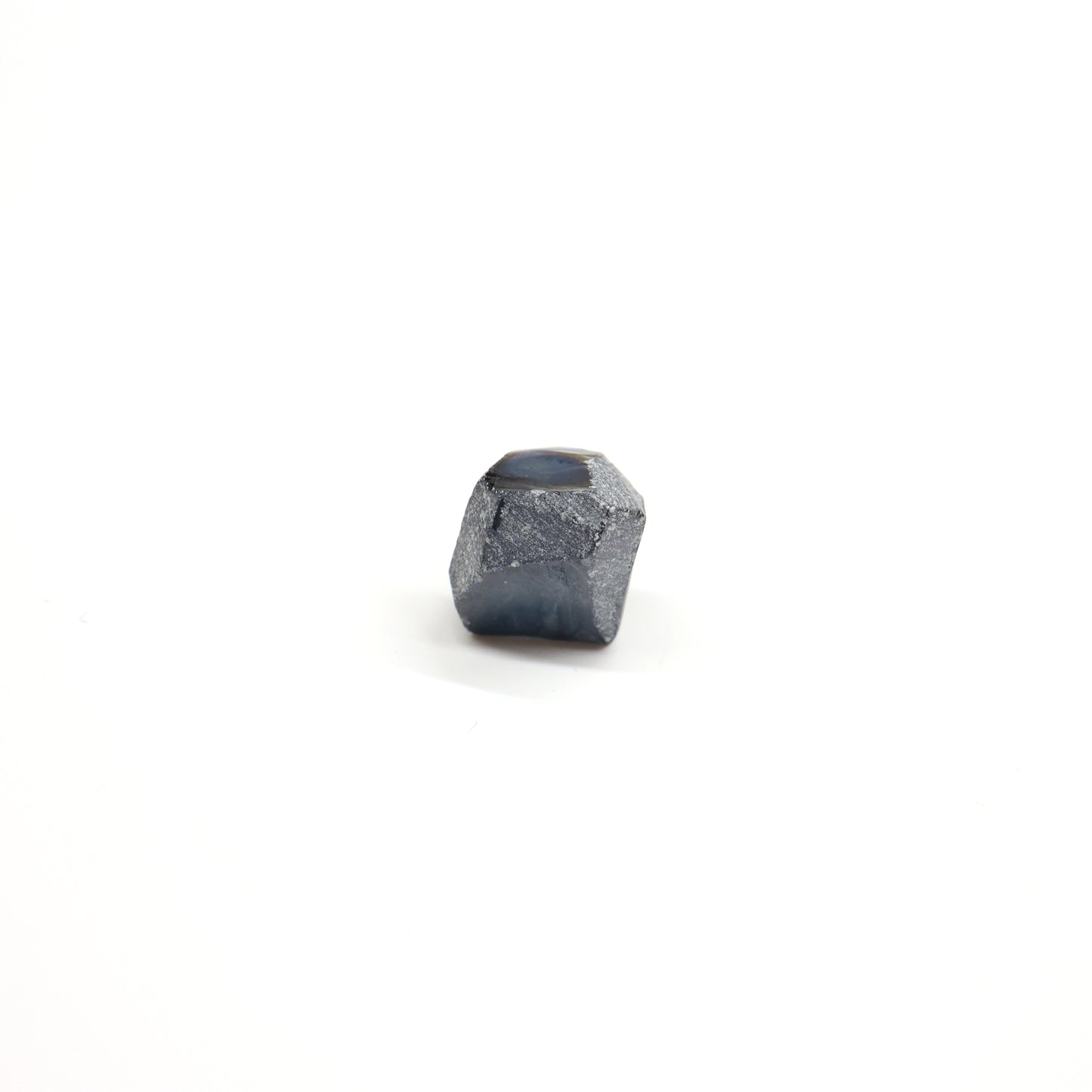 Blue Synthetic Rutile Grade A - Faceting Rough