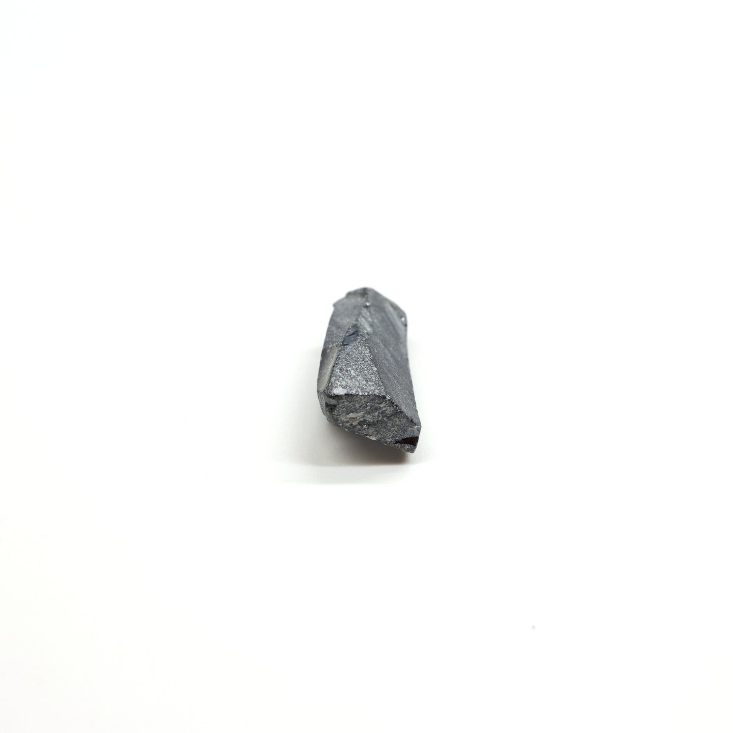Blue Synthetic Rutile Grade A - Faceting Rough
