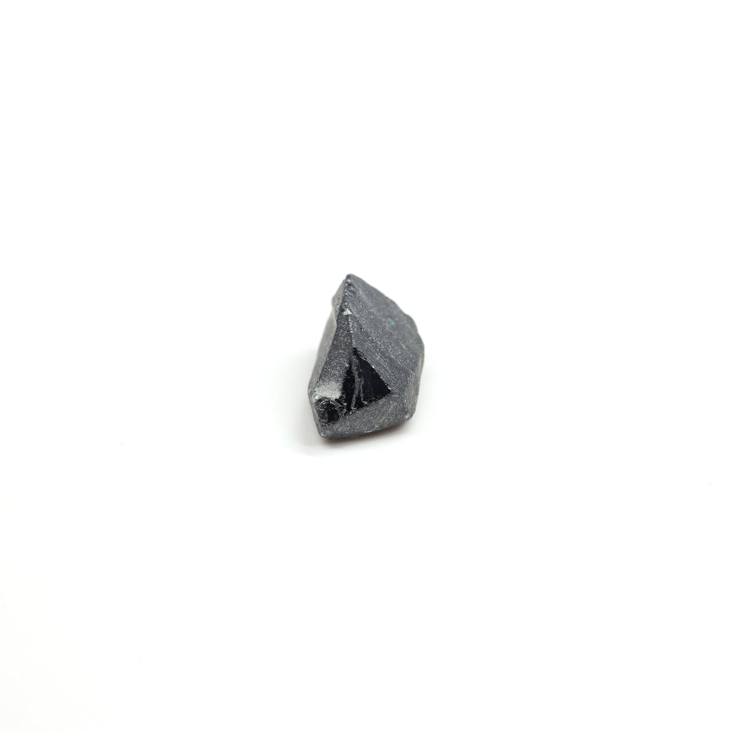 Blue Synthetic Rutile Grade A - Faceting Rough