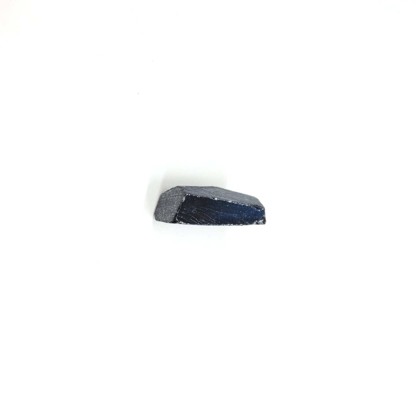 Dark Blue Synthetic Rutile Grade A - Faceting Rough
