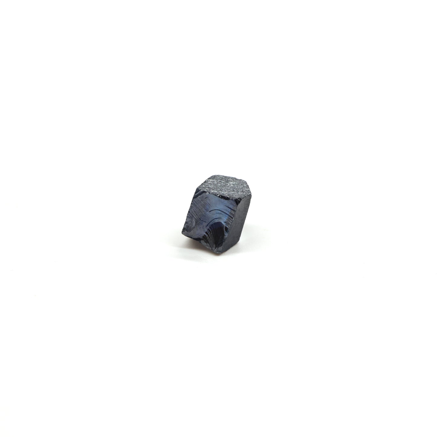 Dark Blue Synthetic Rutile Grade A - Faceting Rough