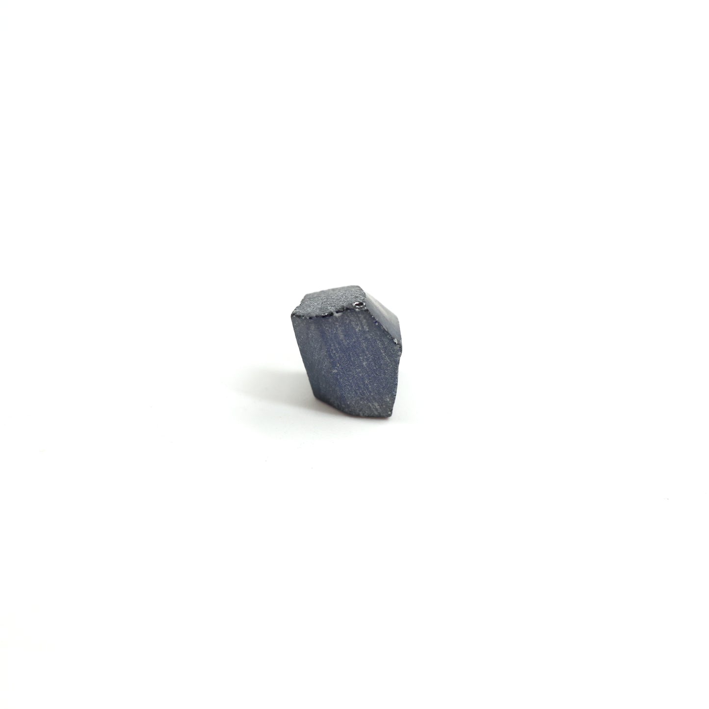 Dark Blue Synthetic Rutile Grade A - Faceting Rough