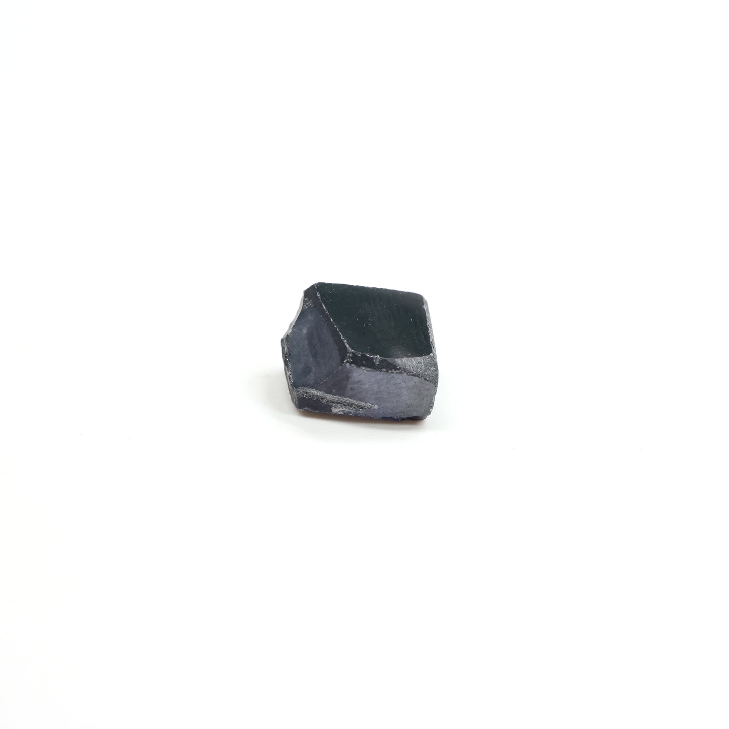 Dark Blue Synthetic Rutile Grade A - Faceting Rough