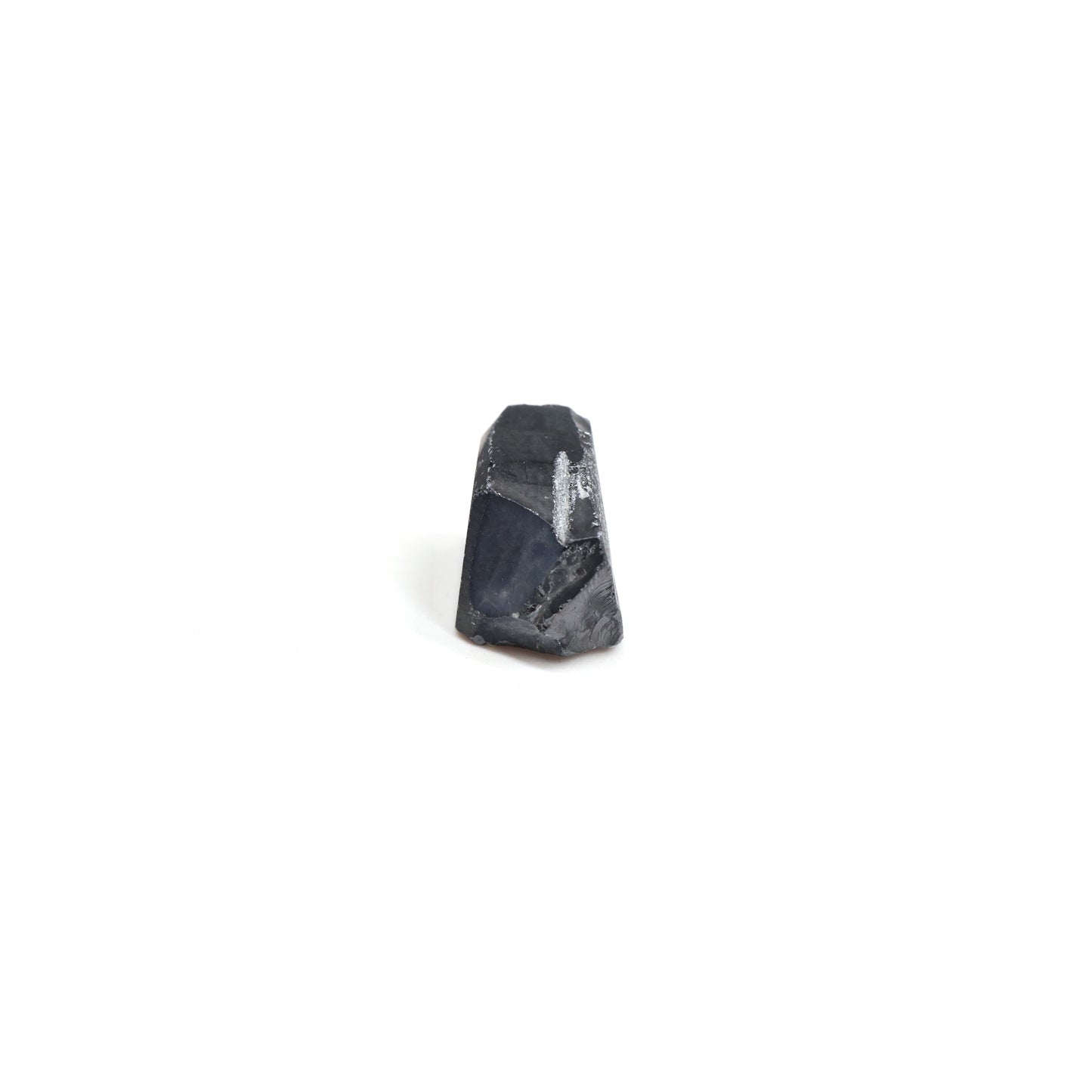 Dark Blue Synthetic Rutile Grade A - Faceting Rough