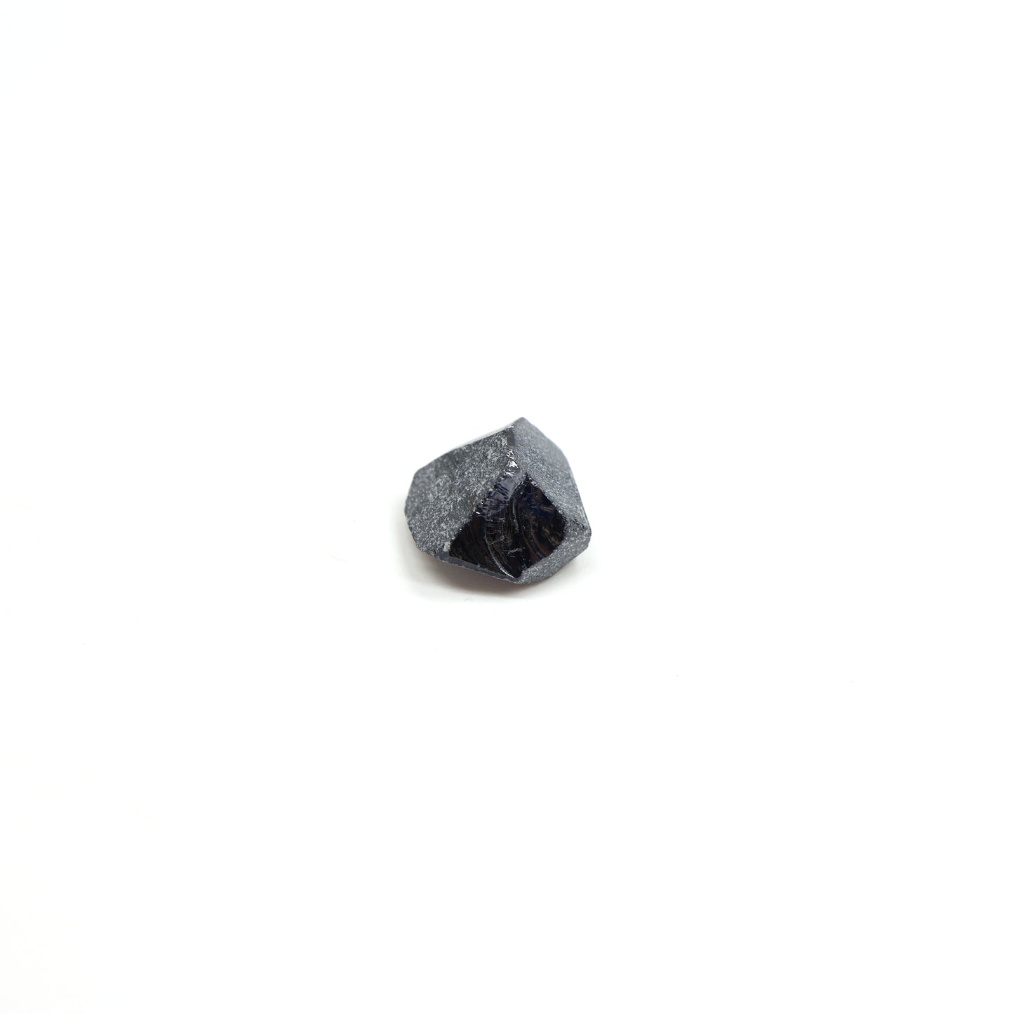 Dark Blue Synthetic Rutile Grade A - Faceting Rough