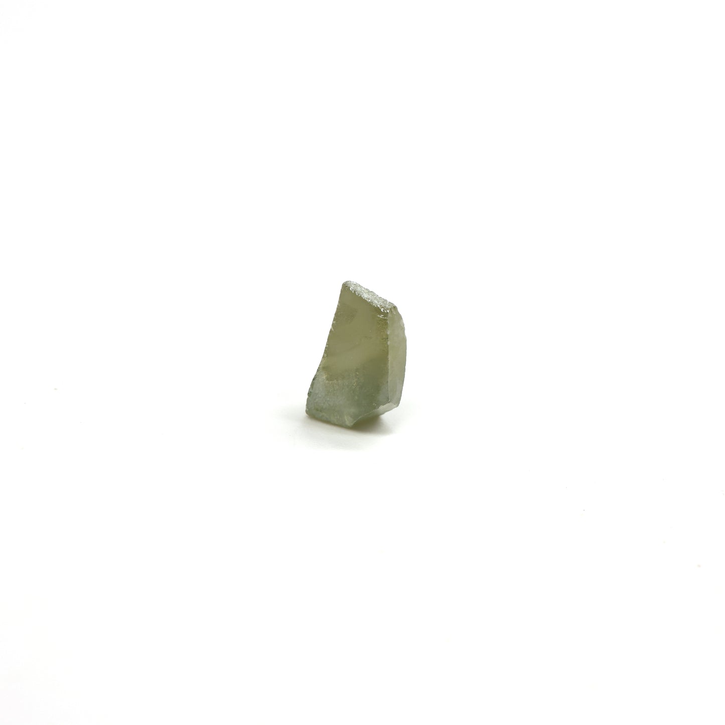 Green Synthetic Rutile Grade A - Faceting Rough