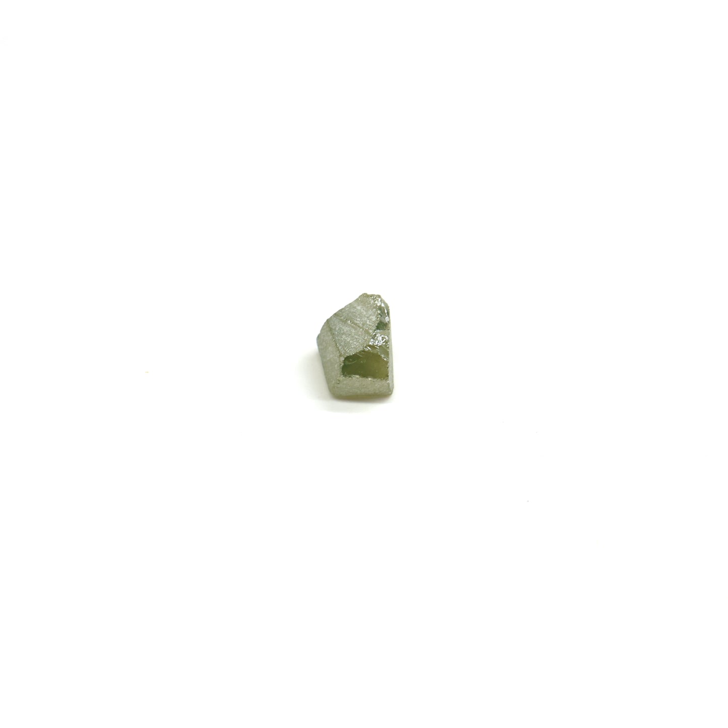 Green Synthetic Rutile Grade A - Faceting Rough