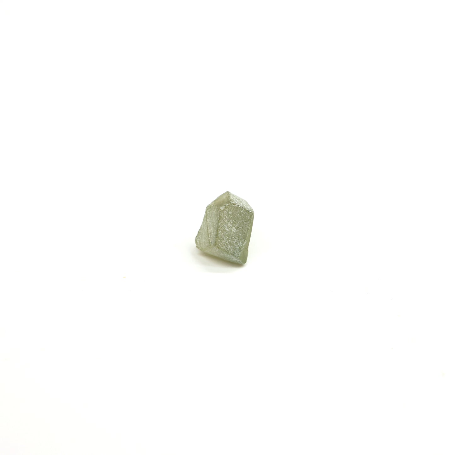 Green Synthetic Rutile Grade A - Faceting Rough
