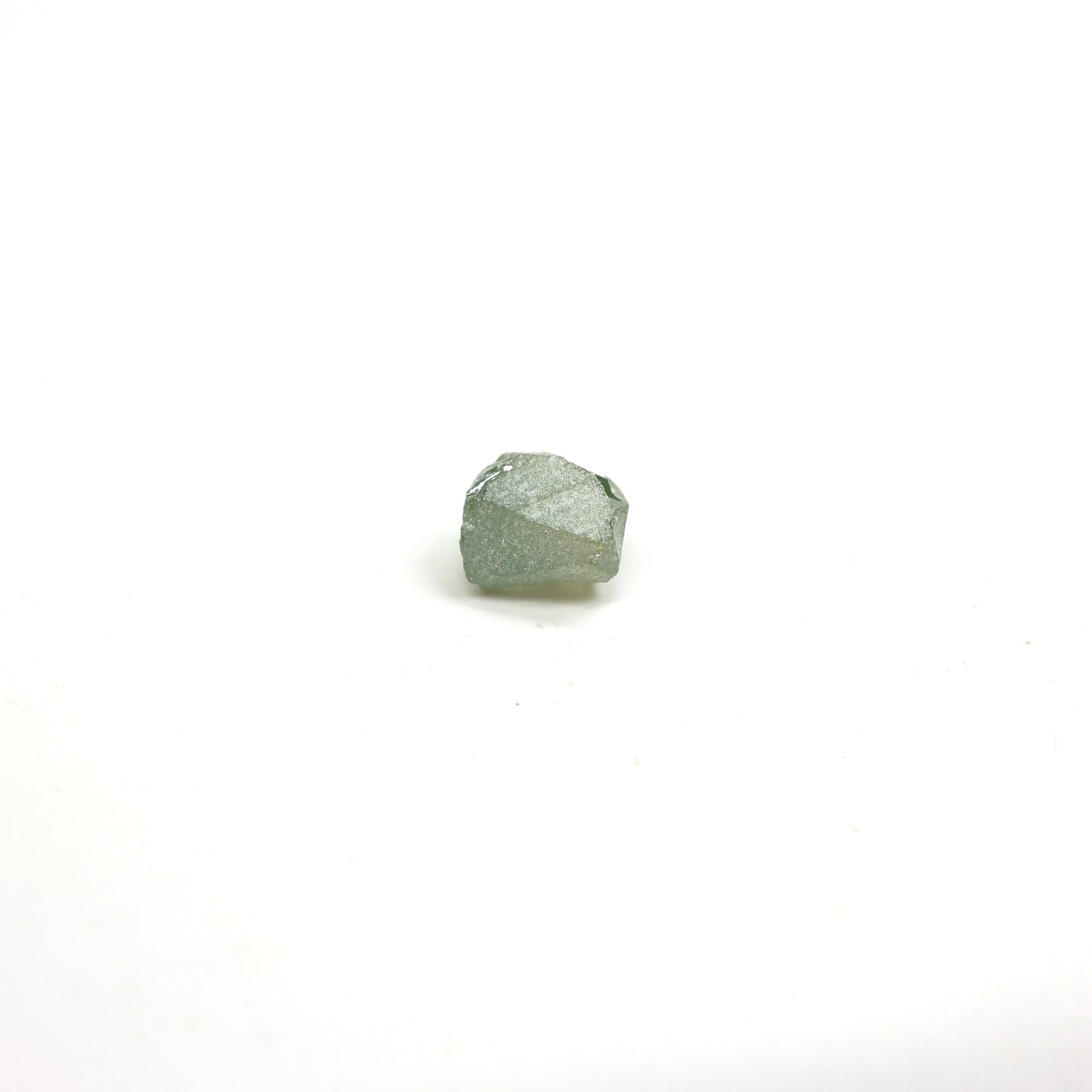 Green Synthetic Rutile Grade A - Faceting Rough