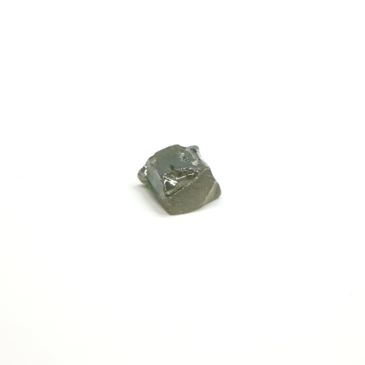 Grey Synthetic Rutile Grade A - Faceting Rough