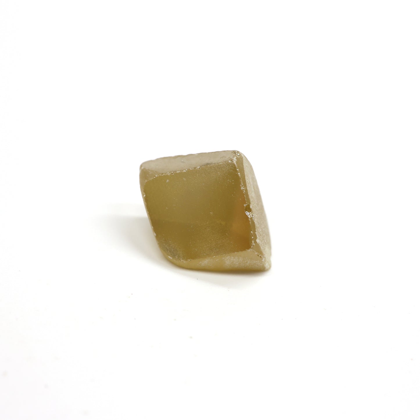 Yellow Synthetic Rutile Grade A - Faceting Rough