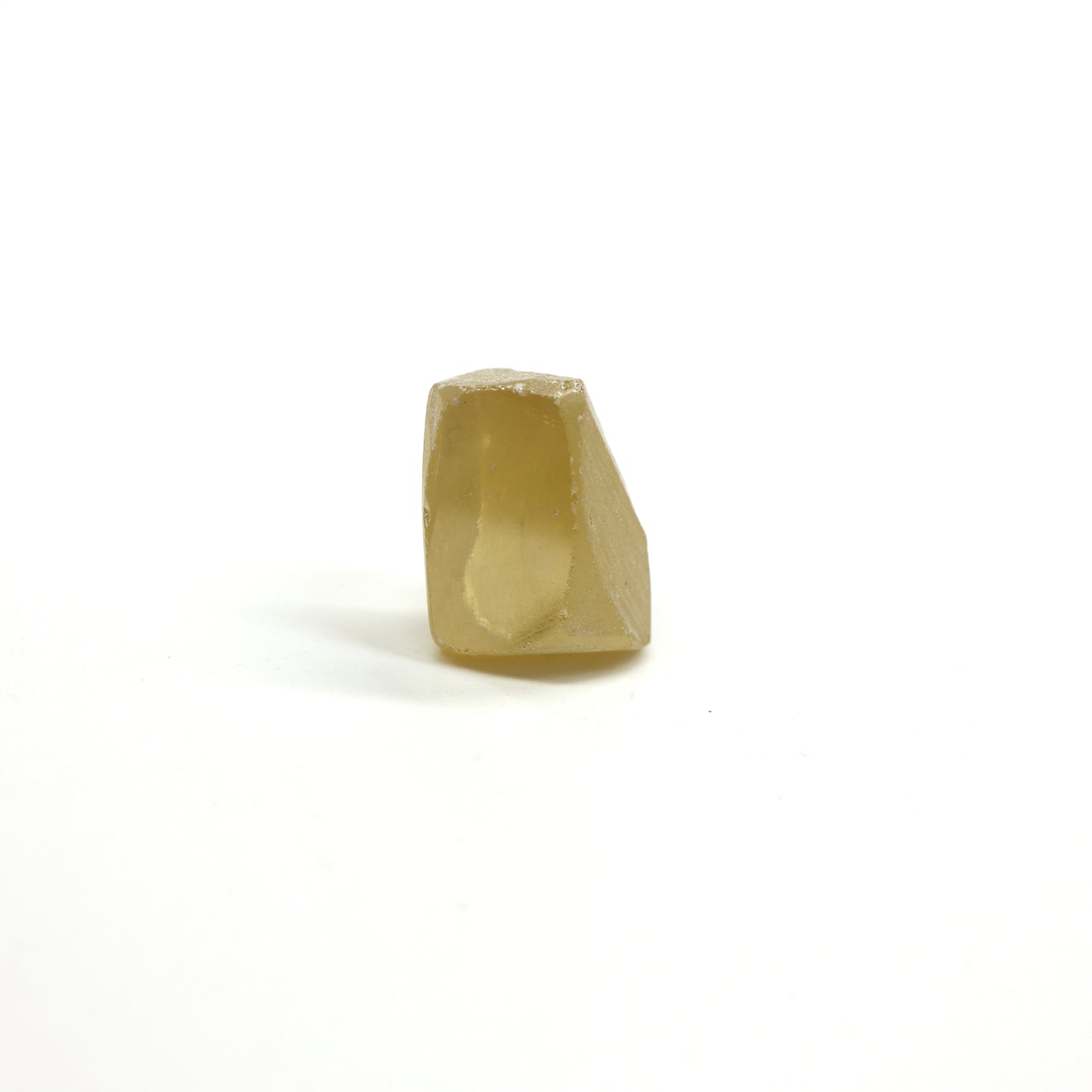 Yellow Synthetic Rutile Grade A - Faceting Rough