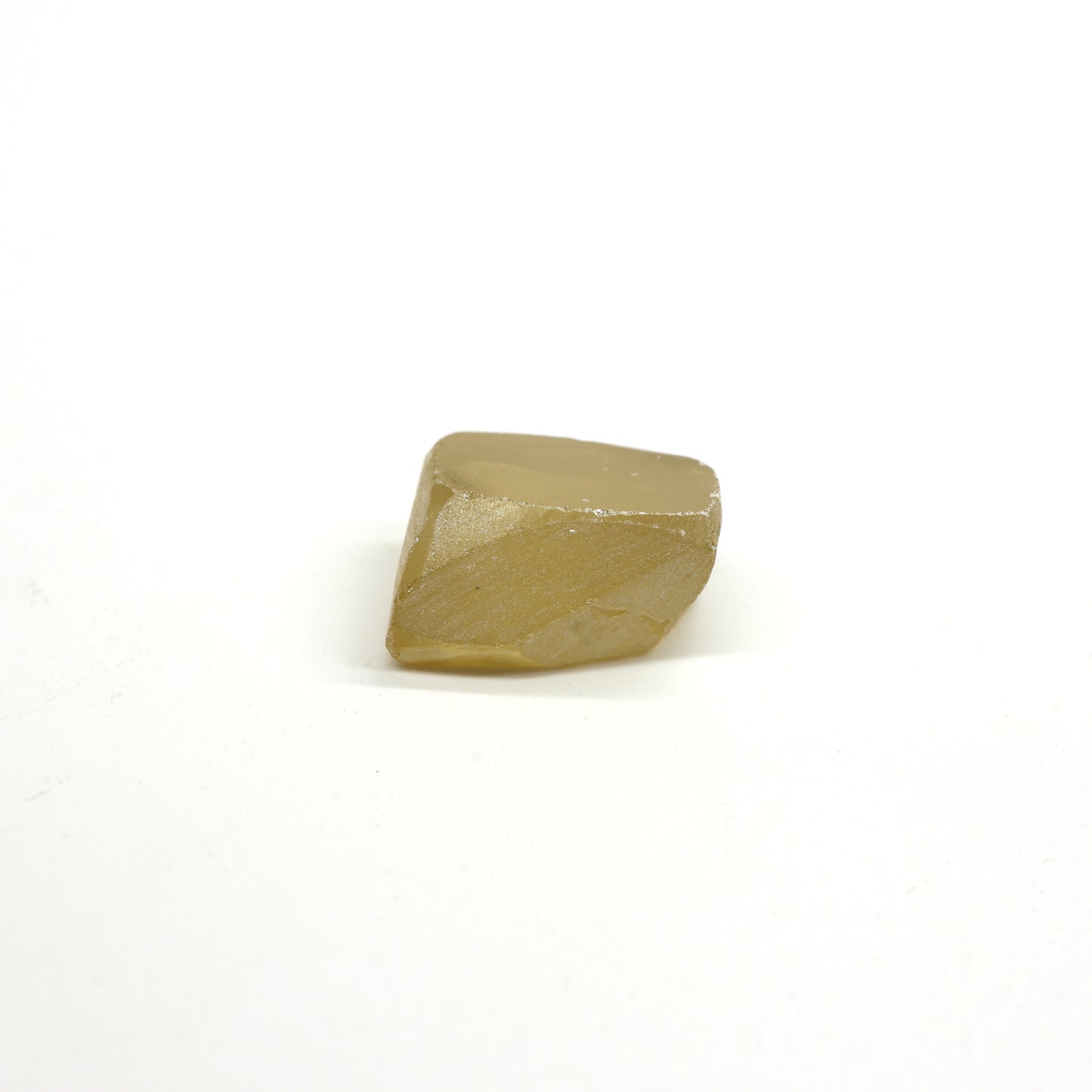 Yellow Synthetic Rutile Grade A - Faceting Rough