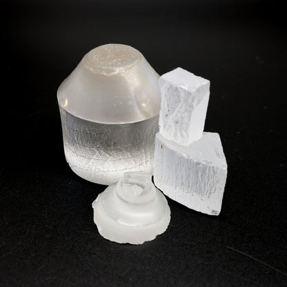 LYSO (Lutetium-Yttrium Oxyorthosilicate) Rough – High-Density Fluorescent Crystal
