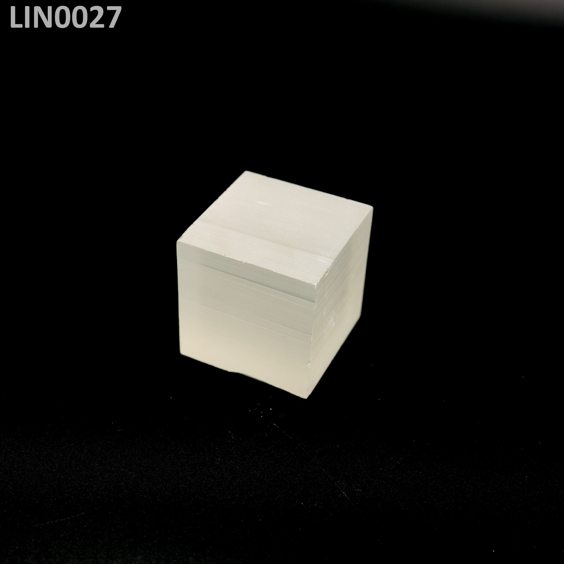 Lithium Niobate : LIN0027