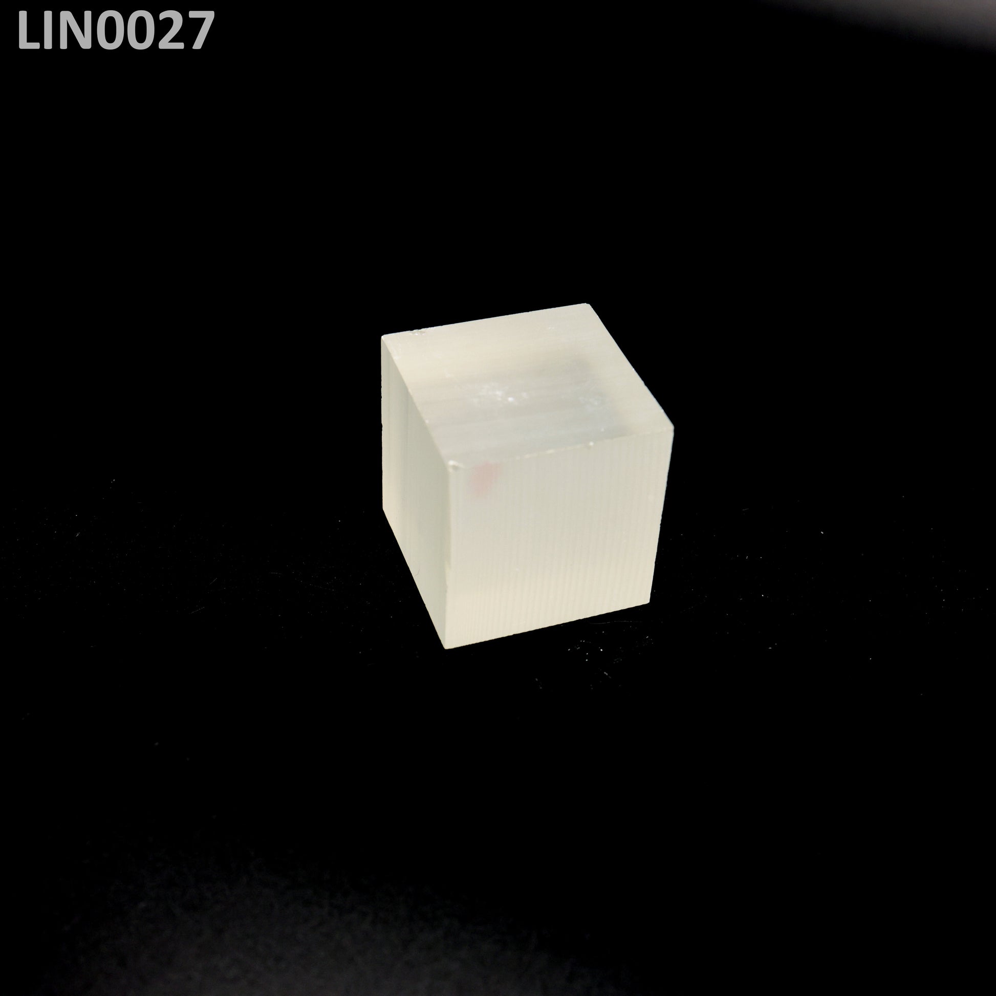 Lithium Niobate : LIN0027