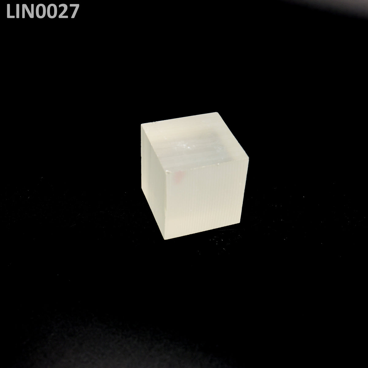 Lithium Niobate : LIN0027