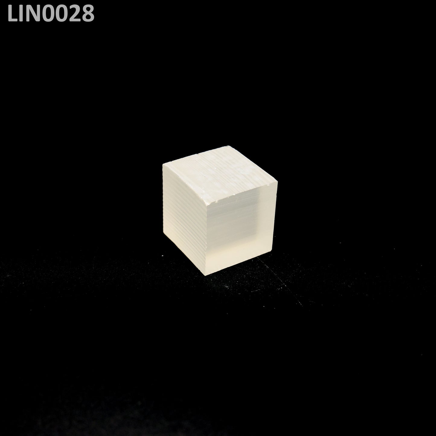 Lithium Niobate : LIN0028