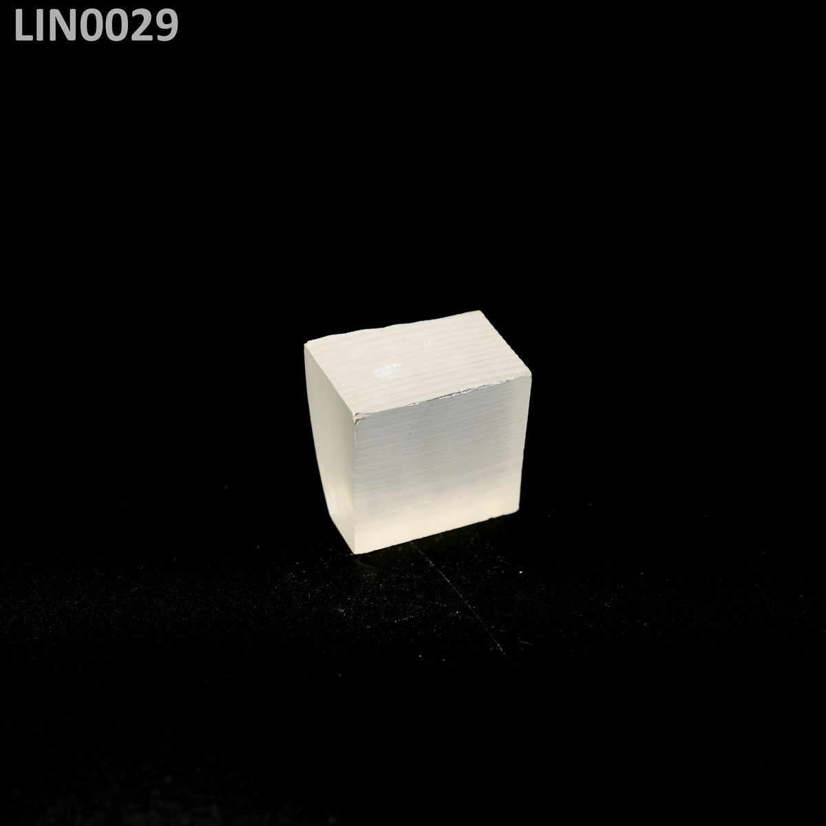 Lithium Niobate : LIN0029