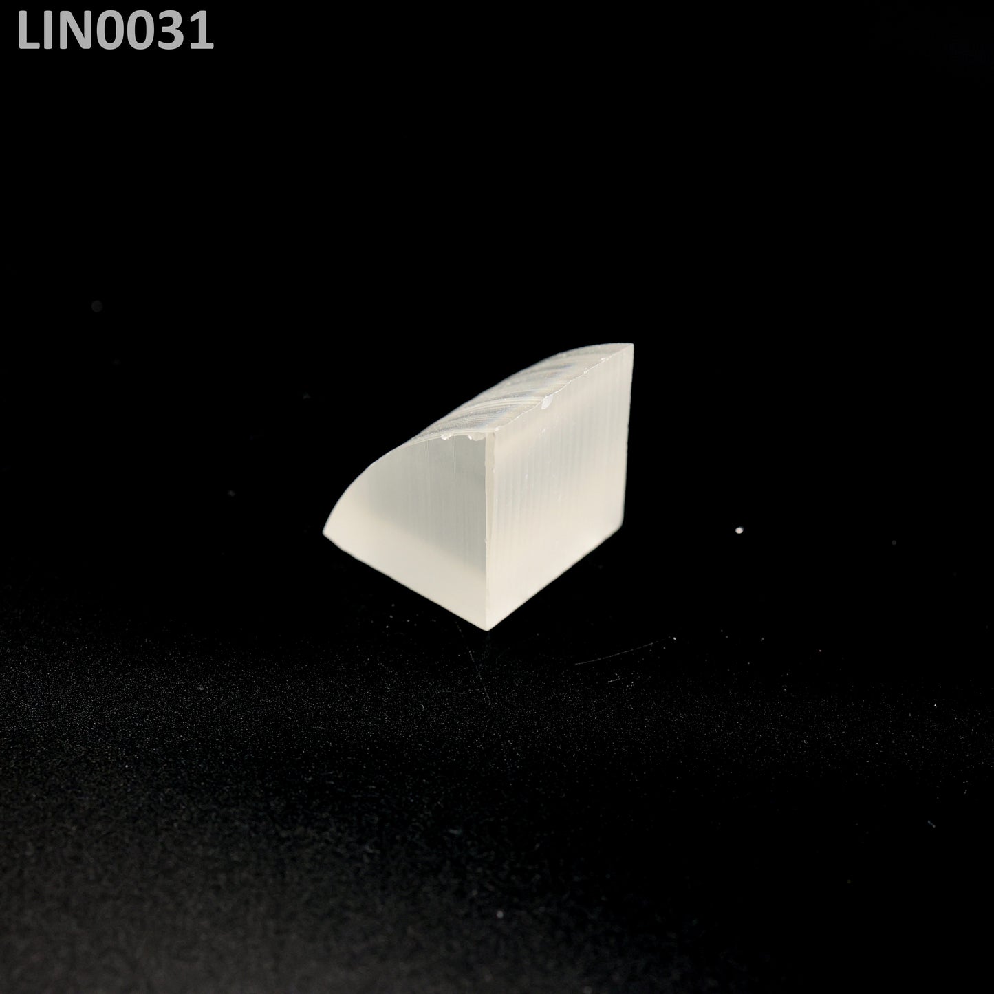 Lithium Niobate : LIN0031