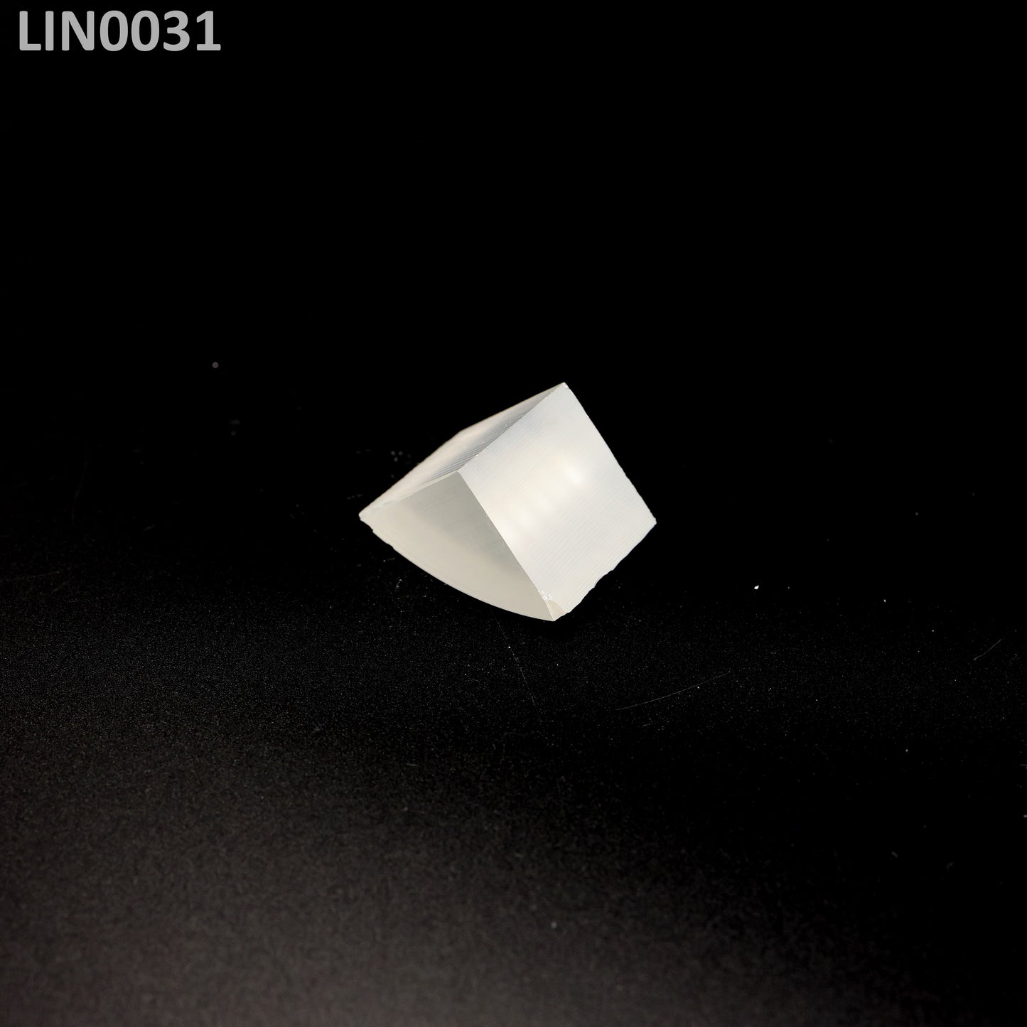 Lithium Niobate : LIN0031