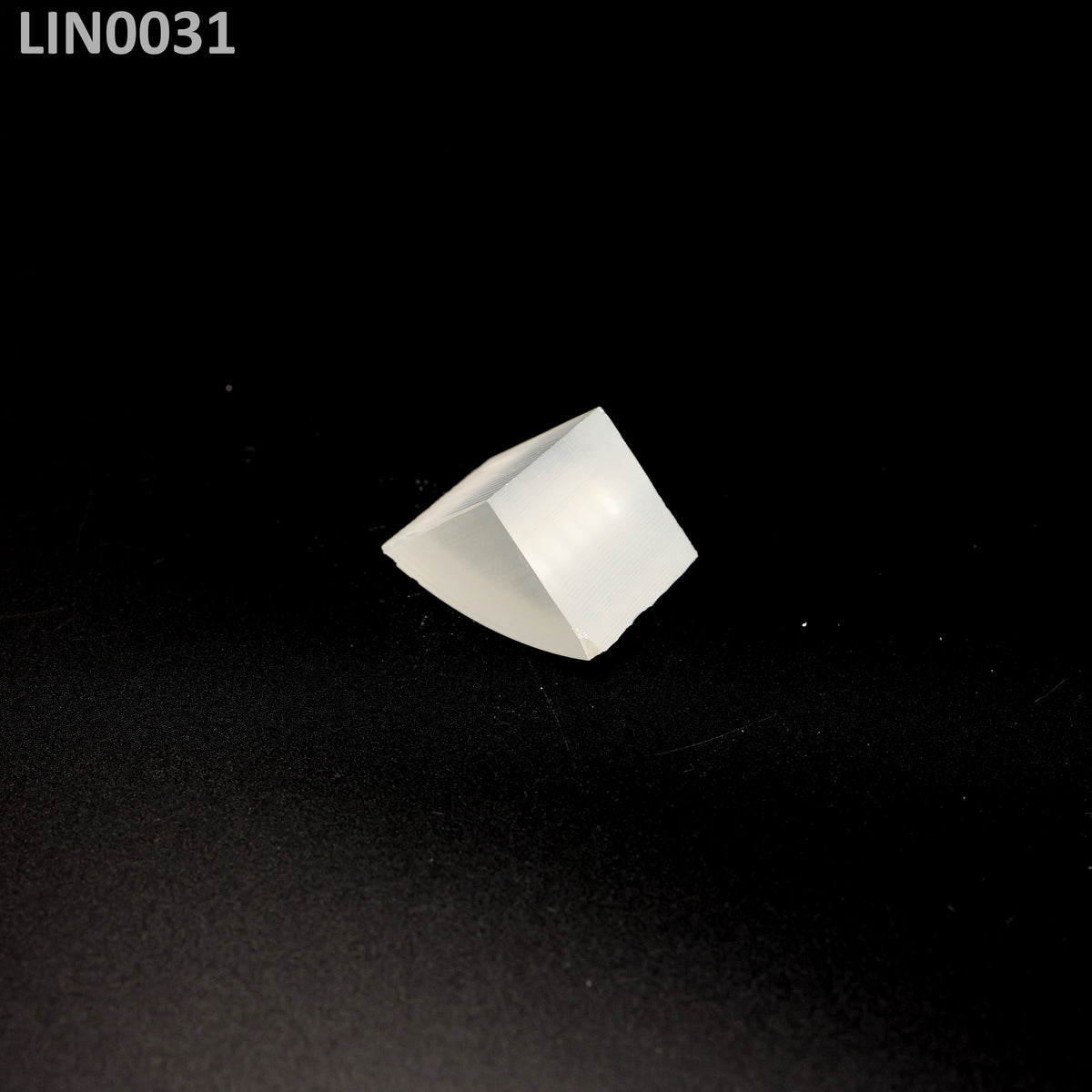 Lithium Niobate : LIN0031