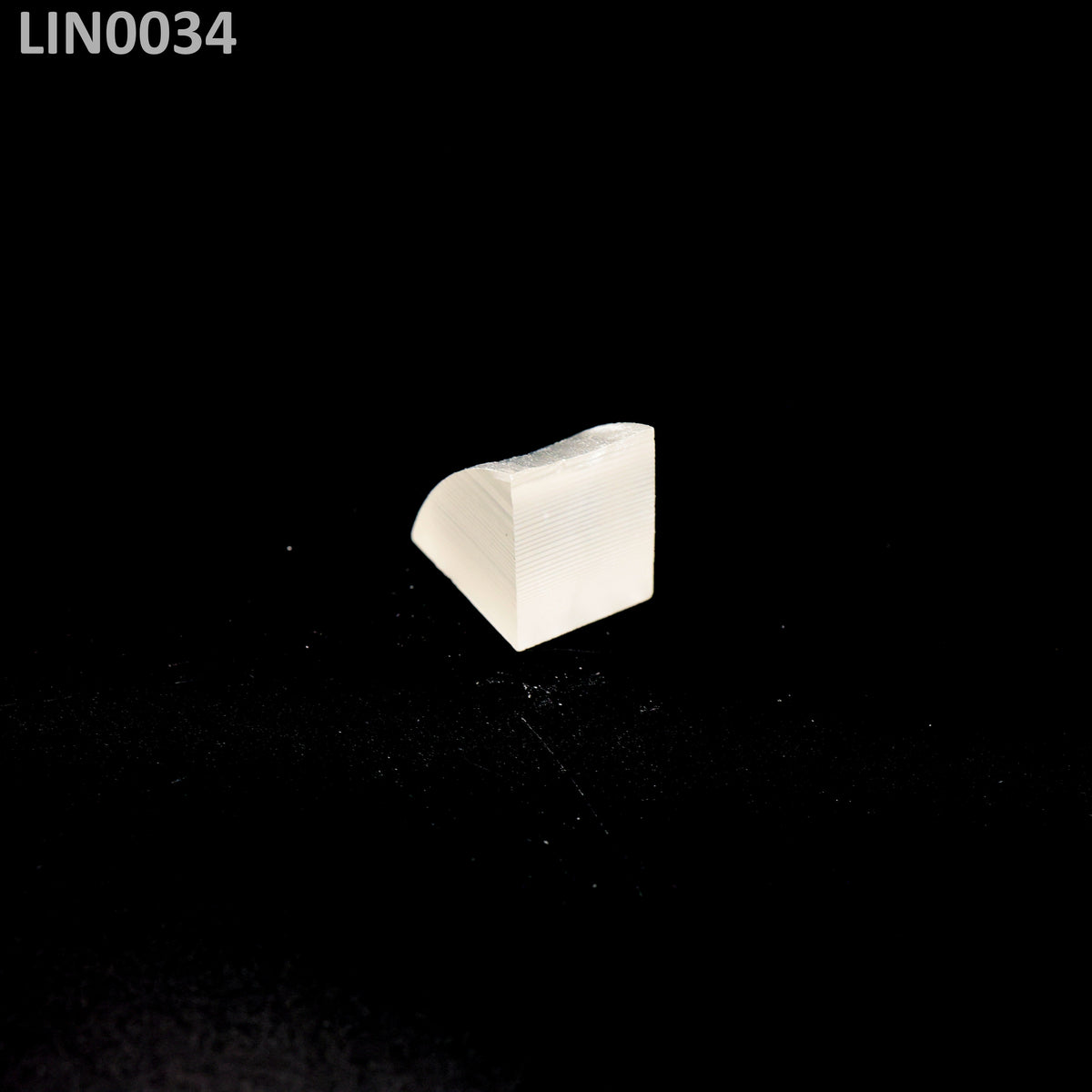 Lithium Niobate : LIN0034