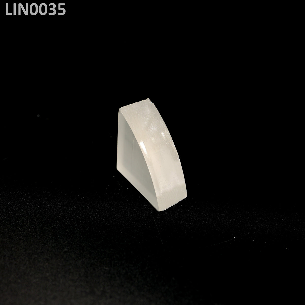 Lithium Niobate : LIN0035