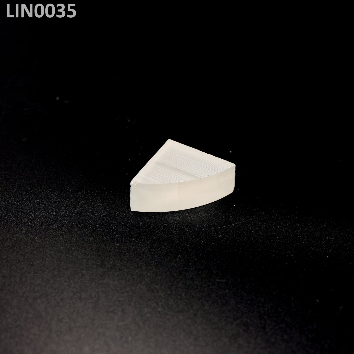 Lithium Niobate : LIN0035