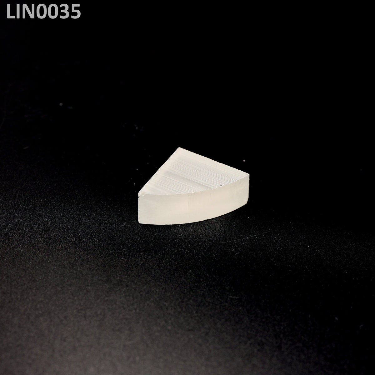 Lithium Niobate : LIN0035