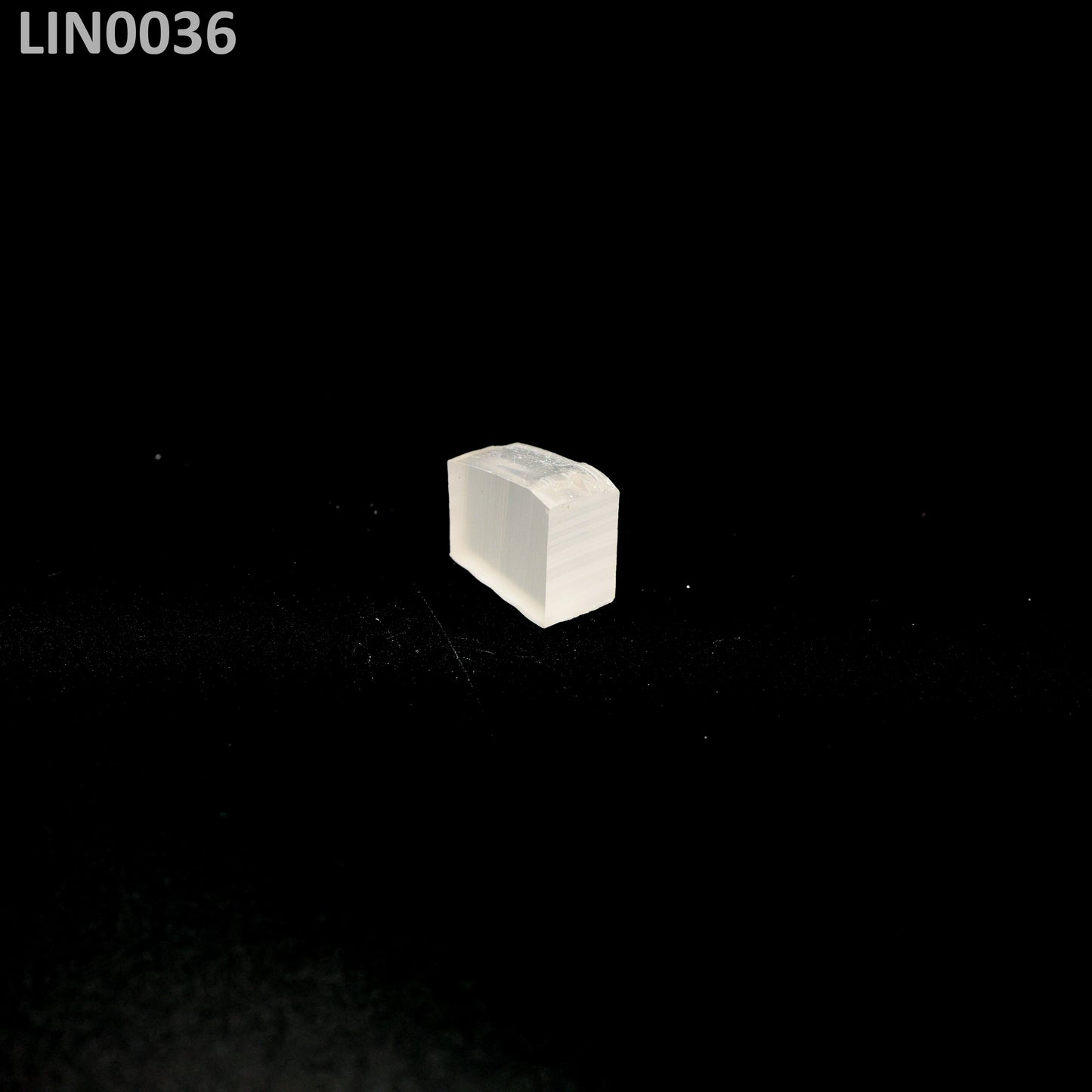 Lithium Niobate : LIN0036
