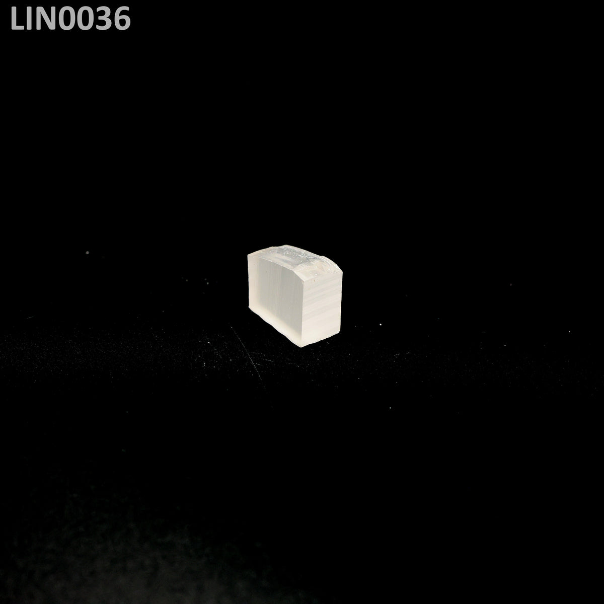 Lithium Niobate : LIN0036